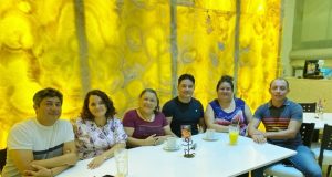 Desayunando con …voluntarios de «Distinguir Acayucan»