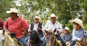 Gran Éxito en la Tradicional Cabalgata en Honor a la Virgen de la Candelaria