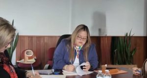 Analizan propuestas para Premio a la Mujer 2026