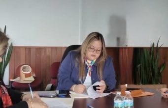 Analizan propuestas para Premio a la Mujer 2026